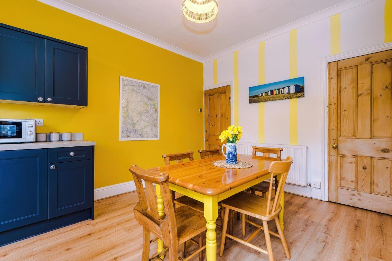 Villa Cosy House With Garden & Parking, Sheffield Exterior foto