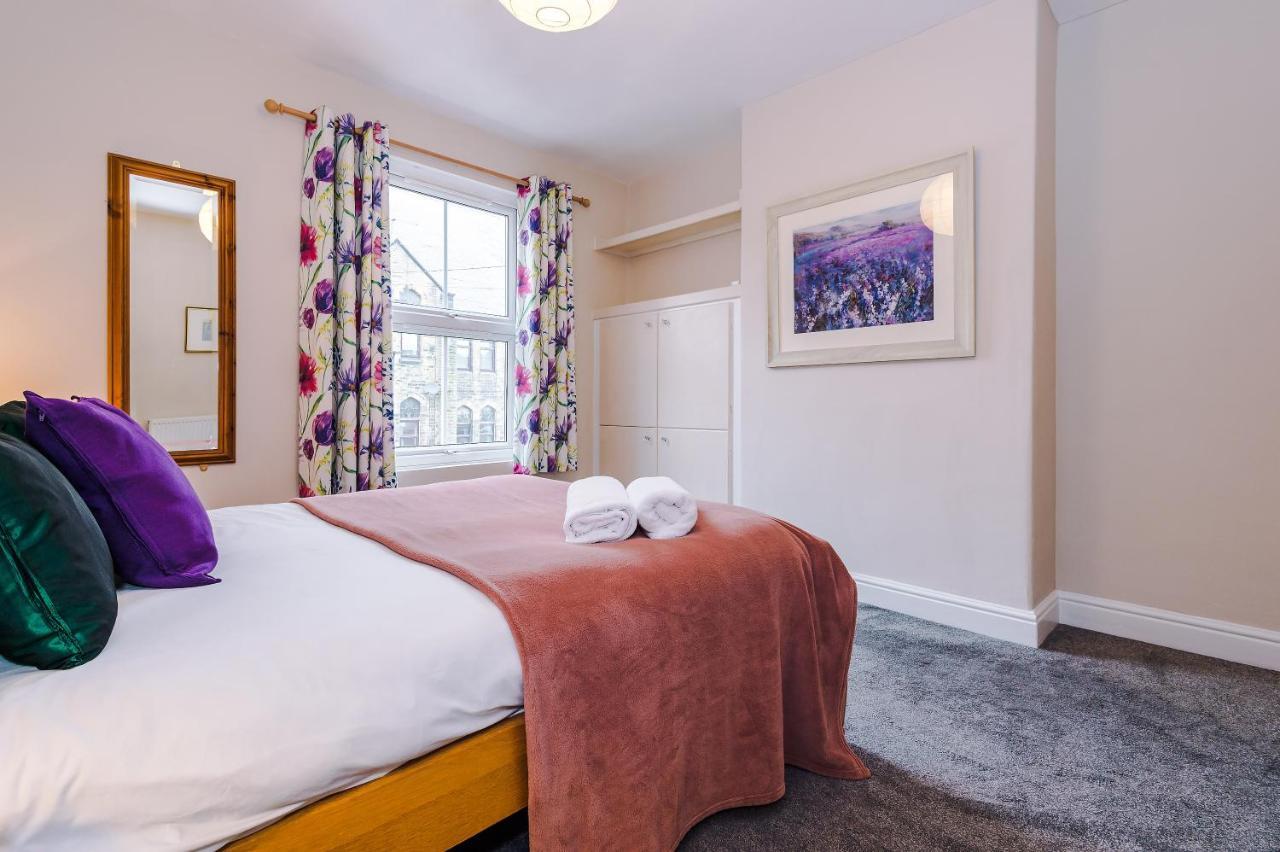 Villa Cosy House With Garden & Parking, Sheffield Exterior foto
