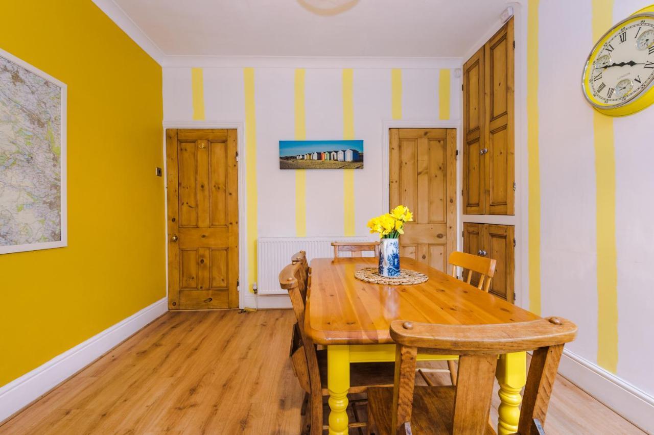 Villa Cosy House With Garden & Parking, Sheffield Exterior foto